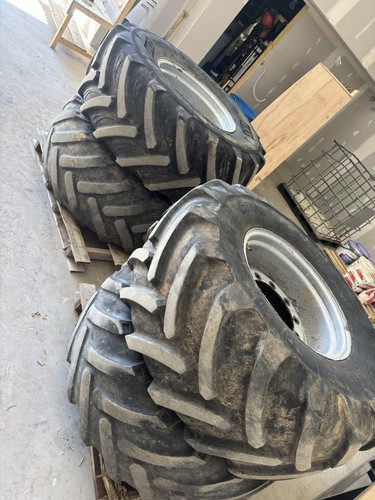 Jcb fastrac wheels - fastrac, tyres