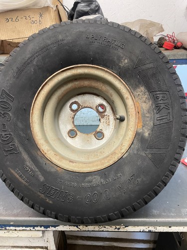 Rear stud wheel - rear, 20x10.00-8